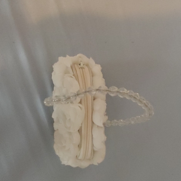 Clutch - Picture 3 of 5